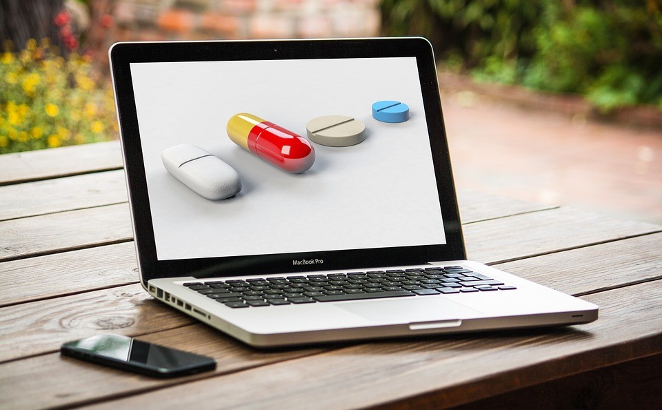 Newswise: Algorithm aims to alert consumers before they use illicit online pharmacies